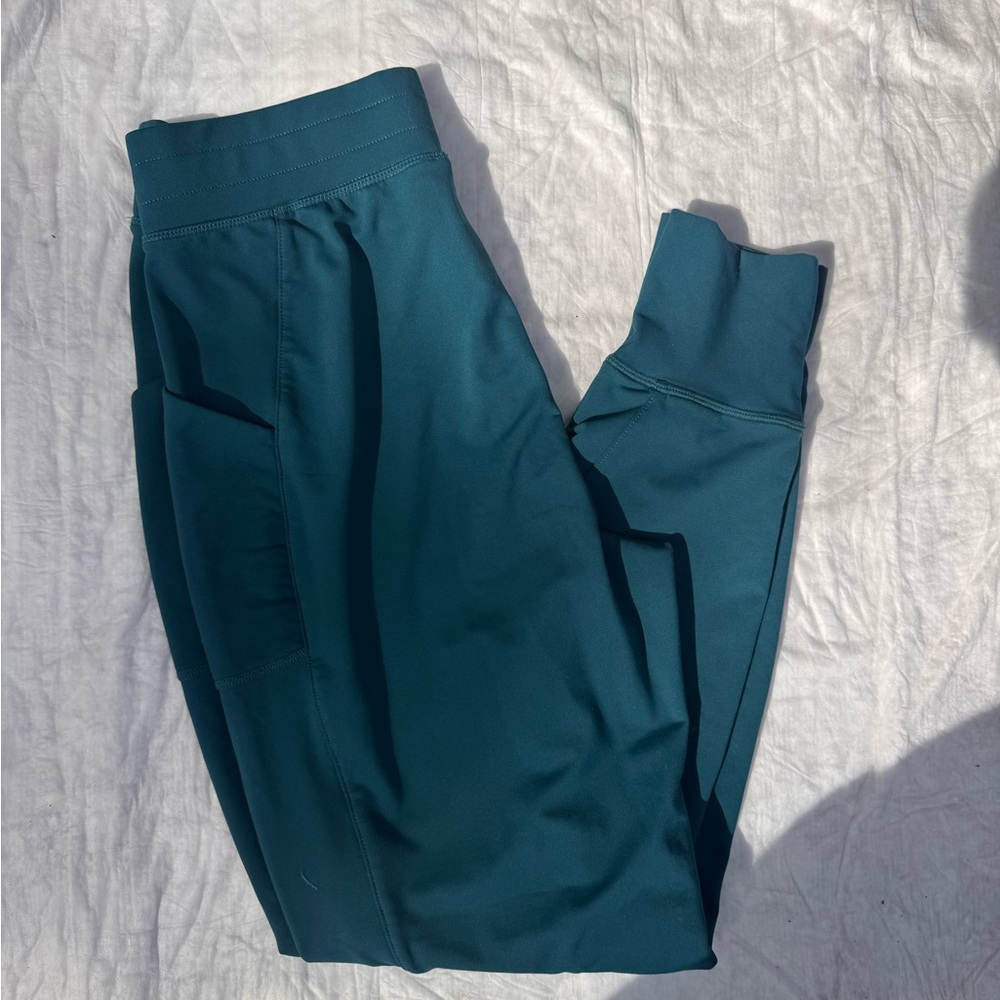 Fabletics joggers small
